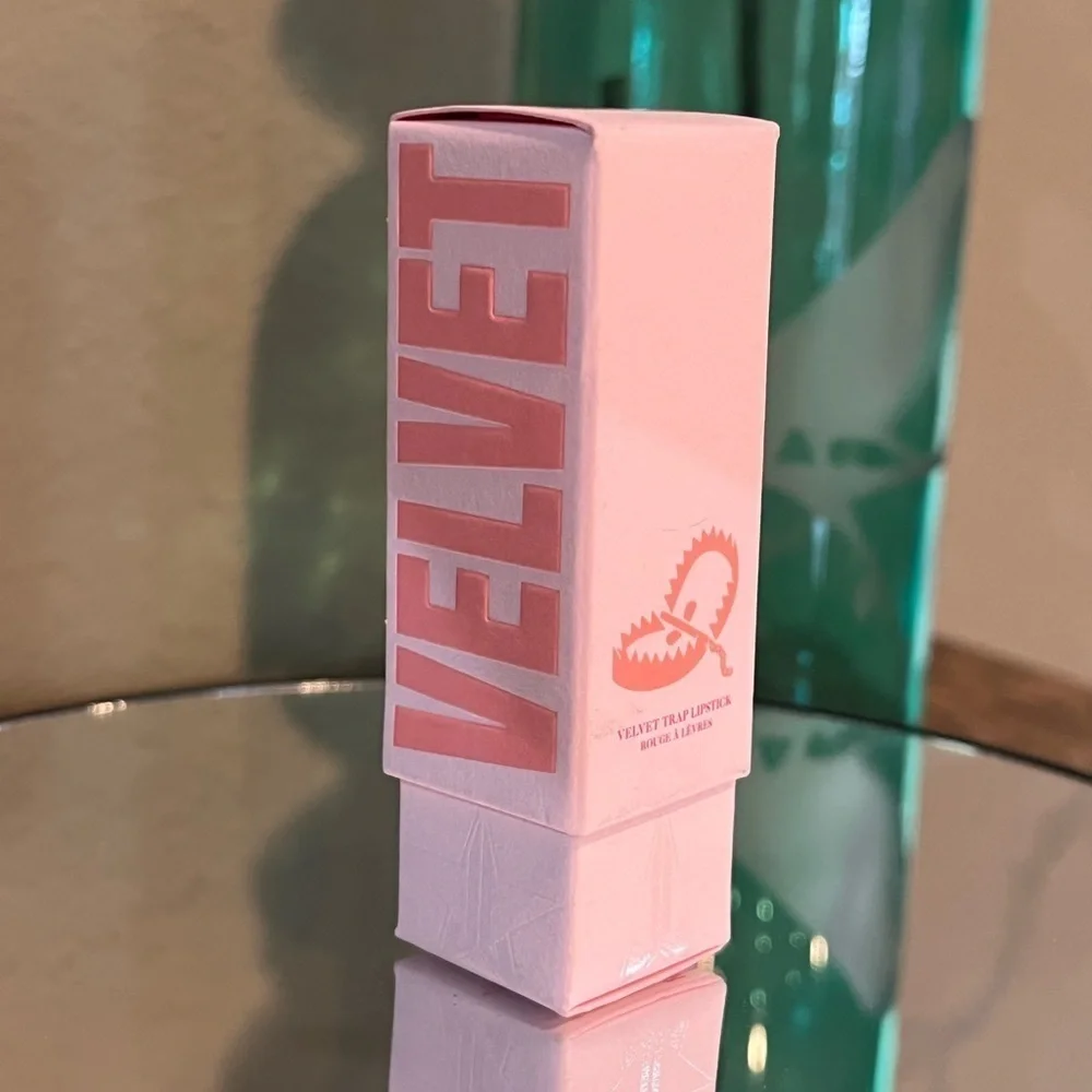 Jeffree Star Velvet Trap lipstick in color Man Down. New!